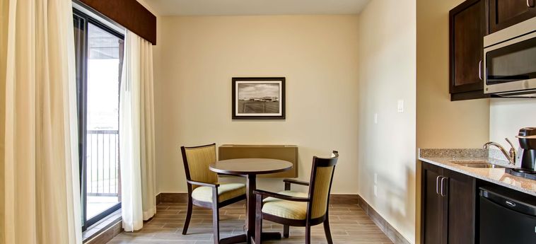 Hotel Best Western London Airport Inn &Amp; Suites London: Photo 