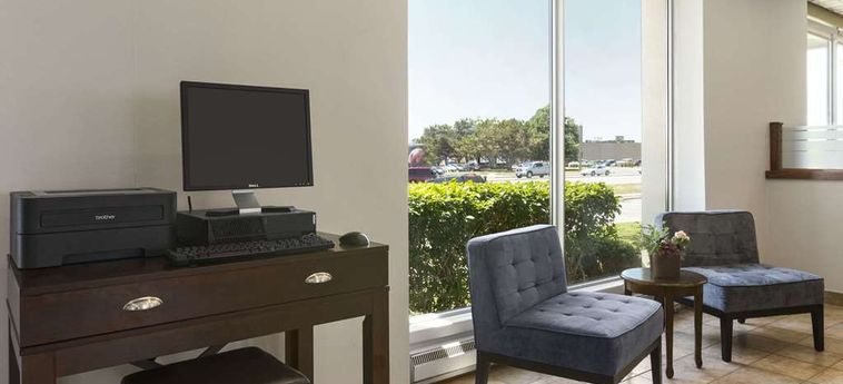 Hotel Days Inn By Wyndham London London: Photo 