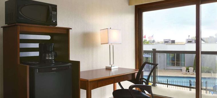 Hotel Days Inn By Wyndham London London: Photo 