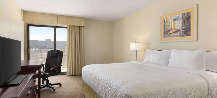 Hotel Days Inn By Wyndham London London: Photo 