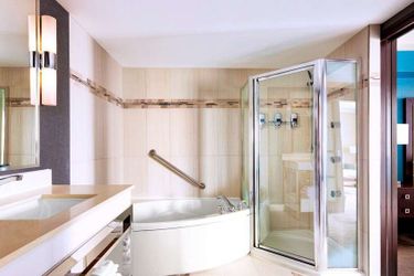 Hotel Four Points By Sheraton London:  LONDON