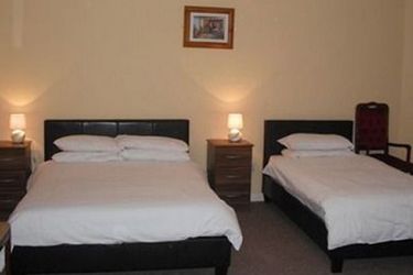 The Iona Inn - Guest House:  LONDONDERRY