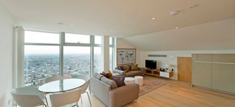 Go Native Stratford East Apartments:  LONDRA