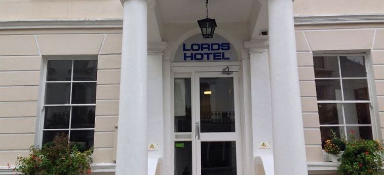Hotel Lords:  LONDRA
