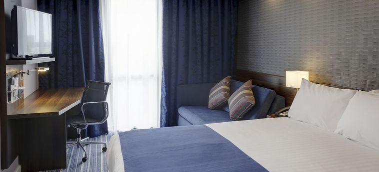Hotel Holiday Inn Express London - Excel:  LONDRA