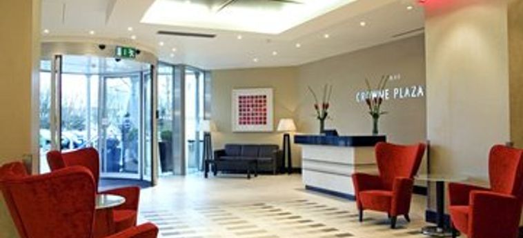 Crowne Plaza Hotel London - Gatwick Airport:  LONDRES - AEROPUERTO GATWICK