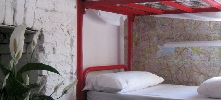 The Dictionary Hostel:  LONDRES