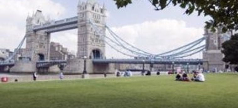 Hotel Think Tower Bridge:  LONDRES