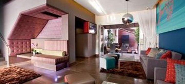 Hotel Sirtaj:  LOS ANGELES (CA)