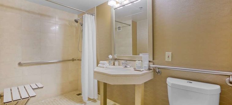 Omni Los Angeles Hotel At California Plaza Los Angeles (Ca) : Photo 