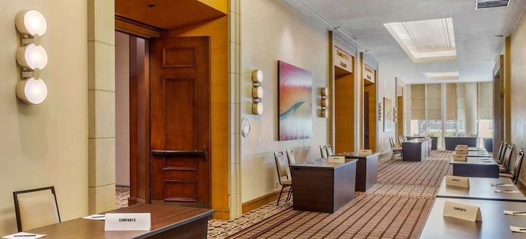 Omni Los Angeles Hotel At California Plaza Los Angeles (Ca) : Photo 
