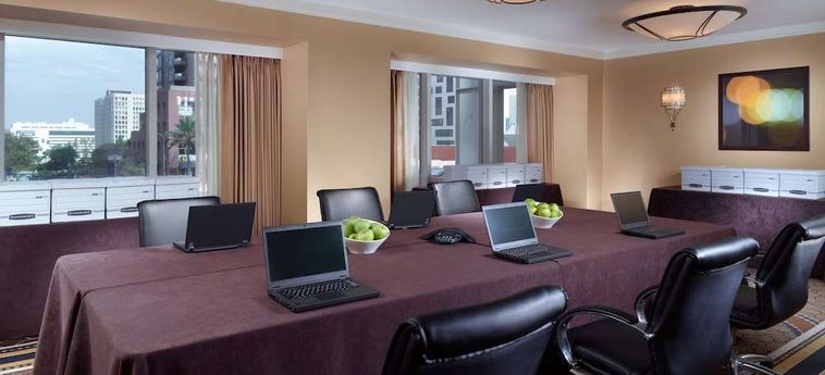 Omni Los Angeles Hotel At California Plaza Los Angeles (Ca) : Photo 