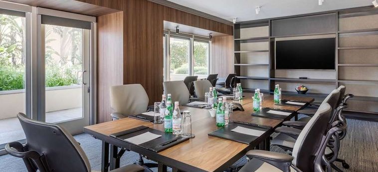 Omni Los Angeles Hotel At California Plaza Los Angeles (Ca) : Photo 