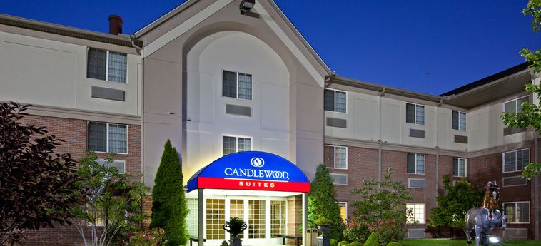 Hotel Candlewood Suites Louisville Airport:  LOUISVILLE (KY)