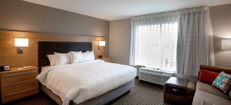 TOWNEPLACE SUITES BY MARRIOTT LOUISVILLE AIRPORT 2 Etoiles