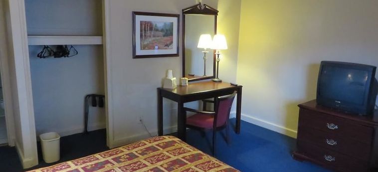 Hotel Budgetel Inn &Amp; Suites:  LOUISVILLE (KY)