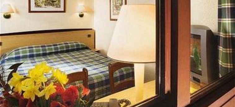 Hotel Campanile Lourdes:  LOURDES