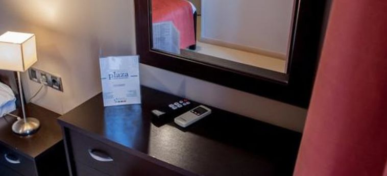 Plaza Hotel:  LOUTRAKI