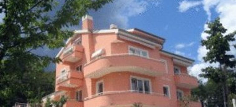 Hotel Villa Nada:  LOVRAN - QUARNERO