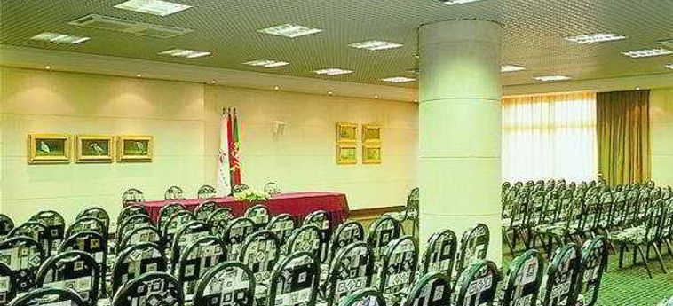 Hotel Alvalade:  LUANDA