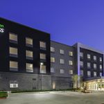 HOLIDAY INN EXPRESS & SUITES LUBBOCK CENTRAL - UNIV AREA 2 Stars