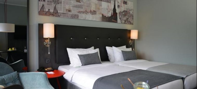 Hotel Holiday Inn Luebeck Lubeck: Foto 