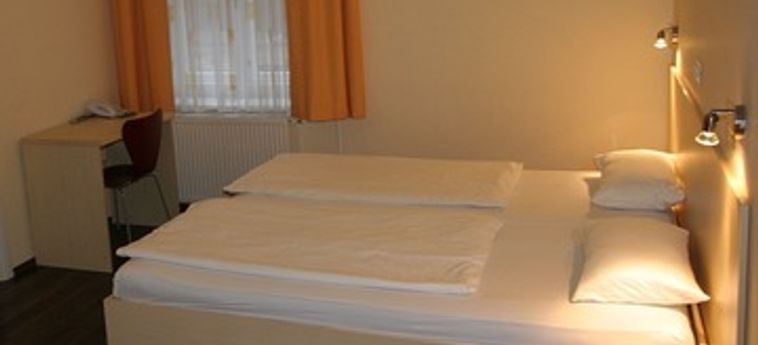 Hotel EMONEC HOTEL