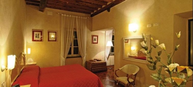 Hotel Villa Volpi:  LUCCA