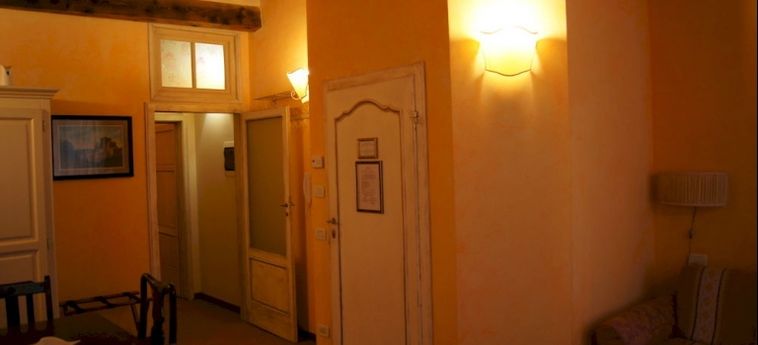 Hotel La Tosca Rooms:  LUCCA