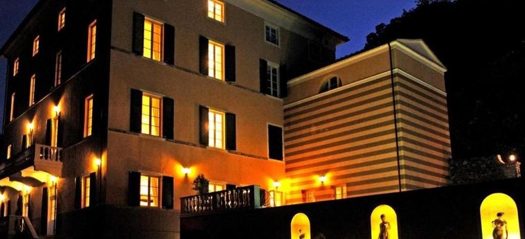 Hotel Villa Casanova:  LUCCA