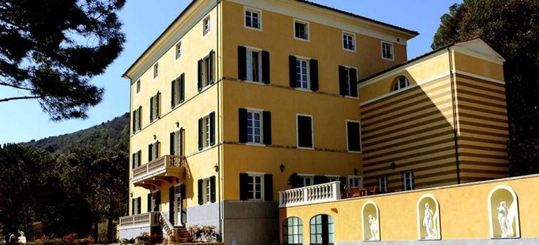 Hotel Villa Casanova:  LUCCA