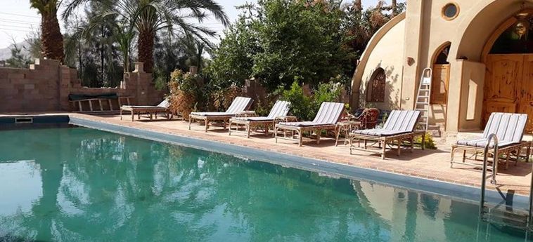 Embrace Hotel Luxor: Foto 