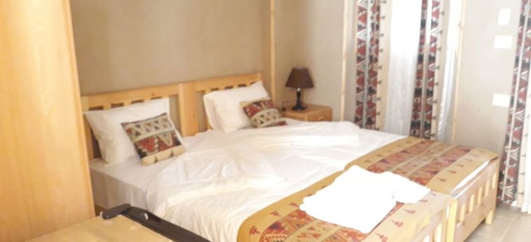 Embrace Hotel Luxor: Foto 