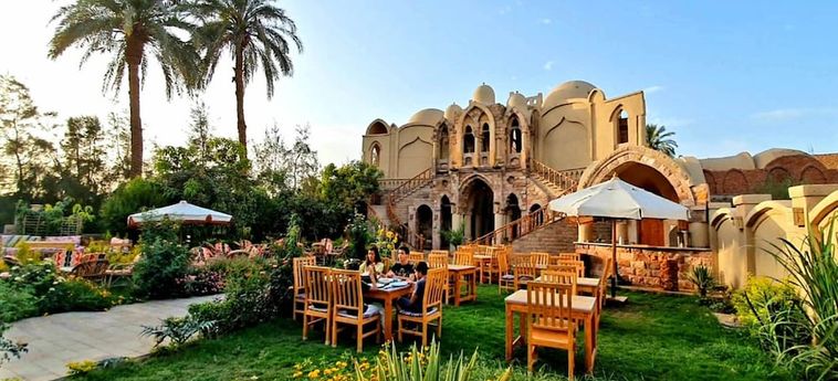 Embrace Hotel Luxor: Foto 