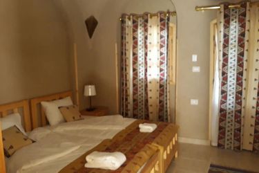 Embrace Hotel Luxor: Photo 