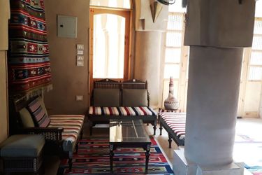 Embrace Hotel Luxor: Photo 