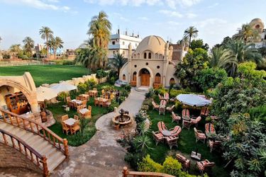 Embrace Hotel Luxor: Photo 