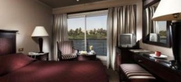Hotel Jaz Jubilee Nile Cruise:  LUXOR