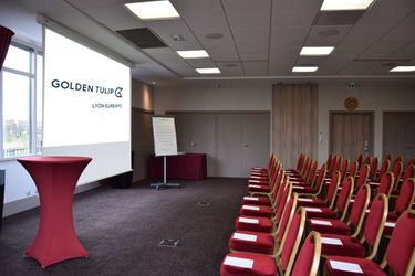 Hotel Doubletree By Hilton Lyon Eurexpo Lyon: Photo 