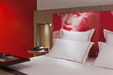 Hotel Doubletree By Hilton Lyon Eurexpo Lyon: Photo 