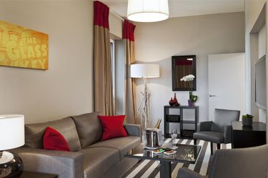 Hotel Doubletree By Hilton Lyon Eurexpo Lyon: Photo 