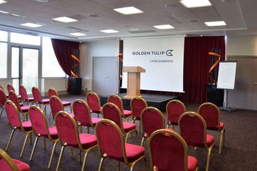 Hotel Doubletree By Hilton Lyon Eurexpo Lyon: Photo 