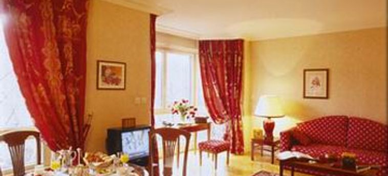Hotel Warwick Reine Astrid - Lyon:  LYON