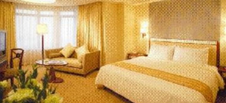 Hotel Golden Dragon:  MACAO