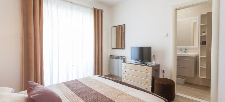 APARTMENTS & ROOMS ALAGIC 3 Stelle