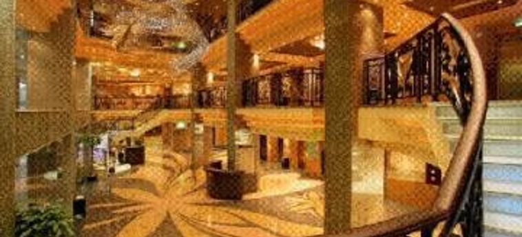 Hotel Golden Dragon:  MACAU