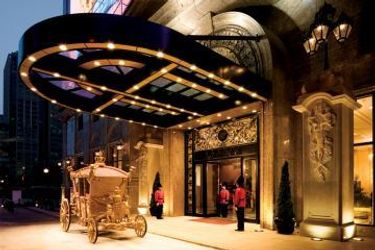 Hotel Grand Emperor:  MACAU