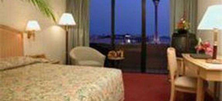 Hotel Riviera:  MACAU