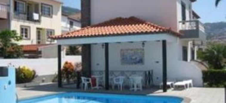Hotel Residencial Pina:  MADERE