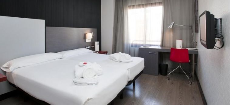 Hotel Ilunion Suites Madrid:  MADRID